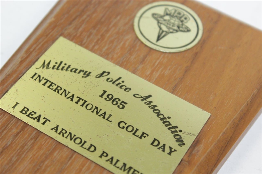 1965 'I Beat Arnold Palmer' Military Police Association International Golf Day Plaque
