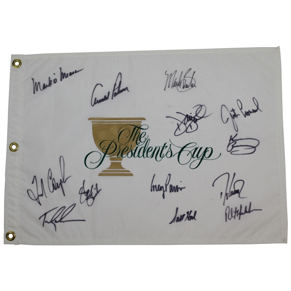 Arnold Palmer, Mickelson, Fred, & Rest of Team Signed The President's Cup White Flag JSA ALOA
