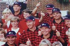 1996 The President's Cup 16x20 Team Photo with Trophy - Arnie & Winnie