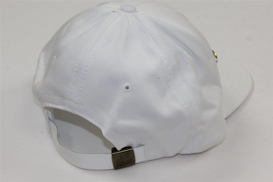 Arnold Palmer Signed Umbrella  Logo White Hat with Umbrella Pin JSA #P37402