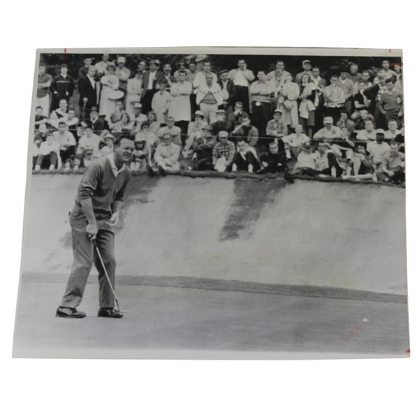 Arnold Palmer 6/16/1963 Press Photo Grimaces as Putt Goes By