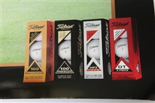 Classic Tiger Woods Titleist '#1 Ball in Golf' Poster - Fist Pump with Old Putter