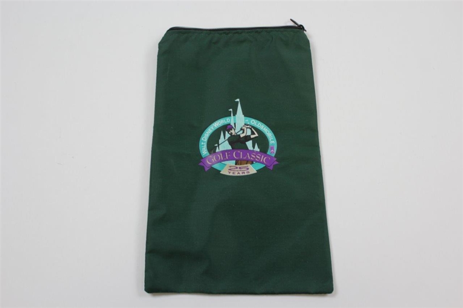 1996 Walt Disney World Classic License Plate, Bag, Pins, & Divot Kit w/ Bellsouth Hush Paddle