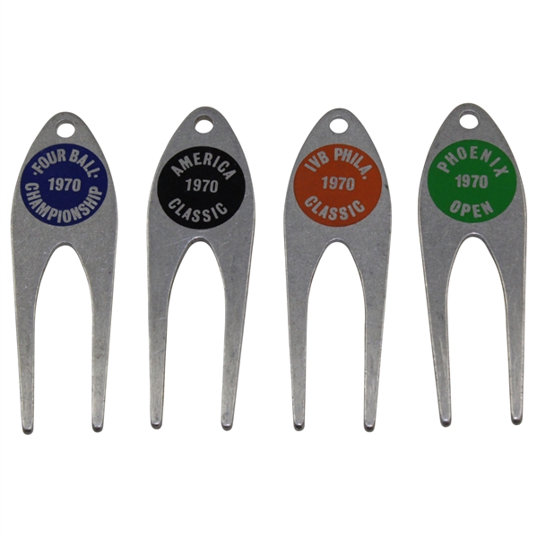 Charles Coodys Four 1970 Contestant Divot Tools - Four Ball Championship, American Classic, IVB Classic, & Phoenix Open
