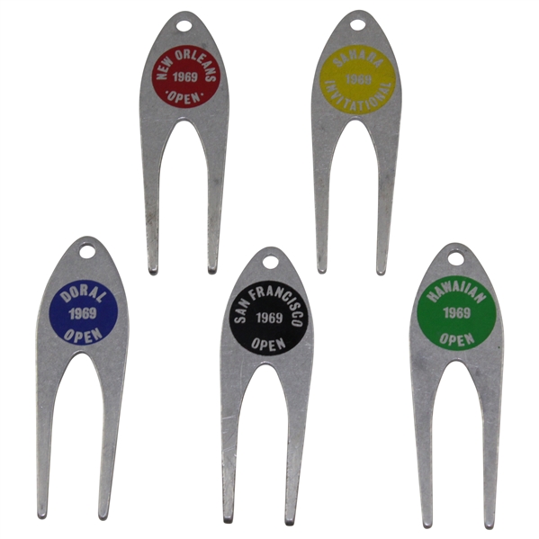 Charles Coodys Five 1969 Contestant Divot Tools - New Orleans Open, Sahara Inv, Doral Open, San Francisco Open, & Hawaiian Open