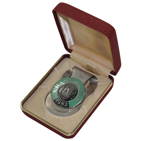 Barry Jaeckels 1982 TPC Championship Contestant Clip/Badge With Case