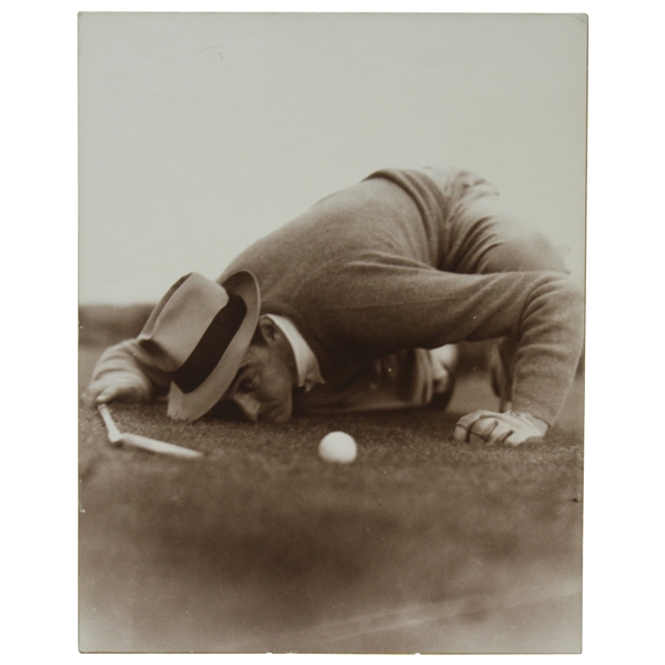 Sam Snead Closely Eyeing Putt - Frank Christian Original Photo