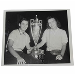 Betty Jameson 1939 US Amateur Press Photo with Trophy 8/25/1939