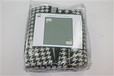 Masters Home Collection Luxury Knit Blanket in Original Package