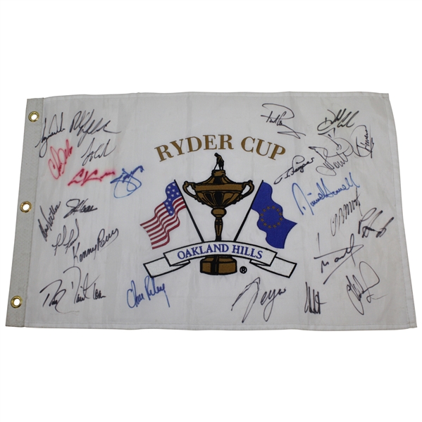 2004 Ryder Cup at Oakland Hills Flag With Tiger Woods, Phil Mickelson, & 23 others JSA ALOA