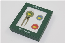 Undated Masters Green Divot Tool with Blue/Red Ballmarkers Set in in Original Box