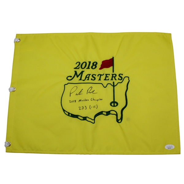 Patrick Reed Signed 2018 Masters Flag w/Champ, Score, Under Par Inscr. JSA #QQ22041