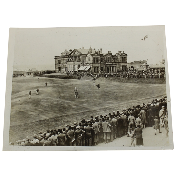 1933 AP Wire Photo of R&A Clubhouse at St. Andrews with 18th Green in Foreground - October