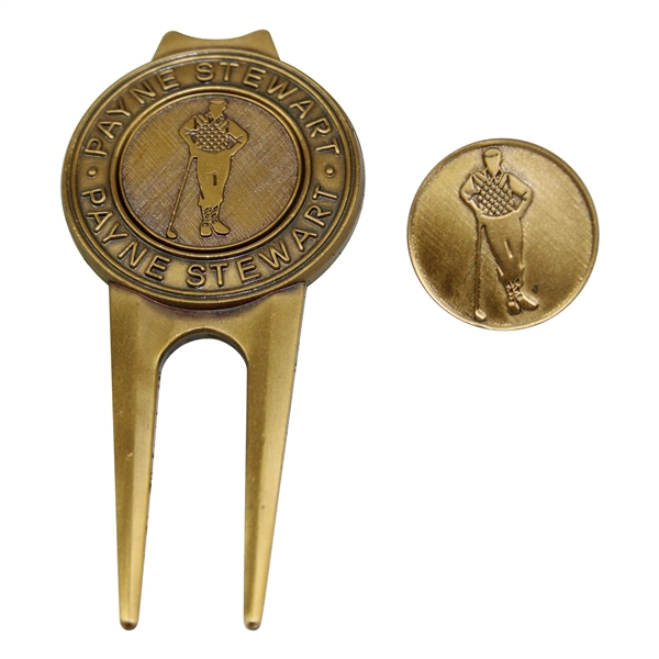 Payne Stewarts Personal Payne Stewart Ball Marker & Divot Tool Set