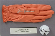 Jack Nicklaus Signed Oakmont C.C. Logo Golf Ball with Signed Glove Display JSA ALOA