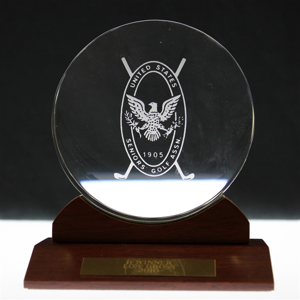 Vinny Giles 2010 USSGA Low Gross Winner Steuben Glass Logo on Plinth with Original Bags