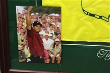 Tiger Woods Signed Ltd Ed 2001 Masters Embroidered Flag UDA #BAH95129 #128/250 - Framed