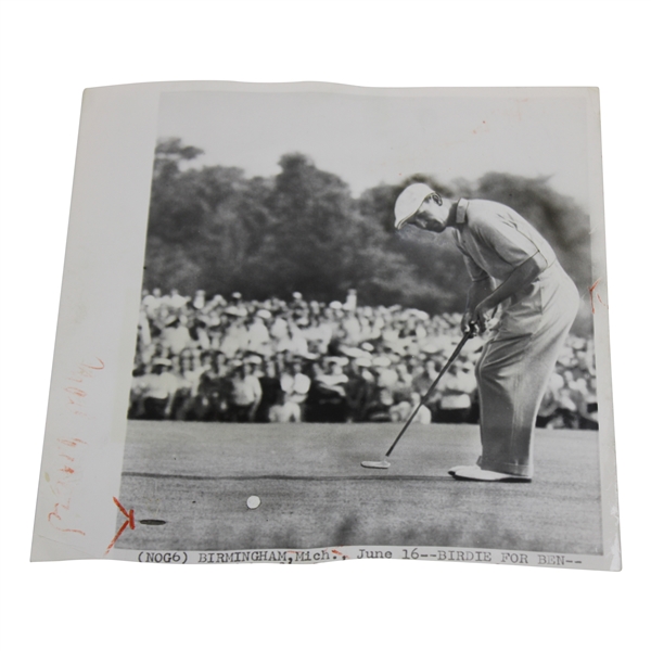 1951 Ben Hogan Sinks Winning US Open Putt at Oakland Hills - AP Wire Photograph 