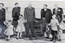Bobby Jones & Family Welcome President Eisenhower to Augusta 1953 AP Wire Photo