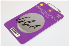 Vijay Singh Signed 2000 Masters Tournament SERIES Badge #R09957 JSA ALOA