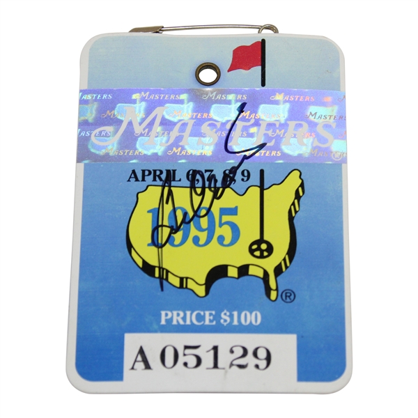 Ben Crenshaw Signed 1995 Masters Tournament SERIES Badge #A05129 JSA ALOA