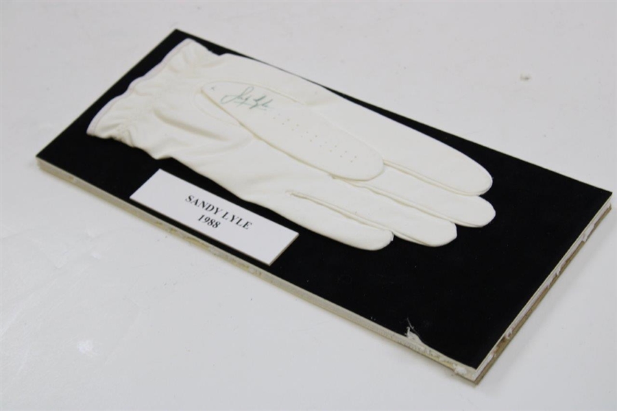 Sandy Lyle Signed Golf Glove Display with 1988 Nameplate JSA ALOA