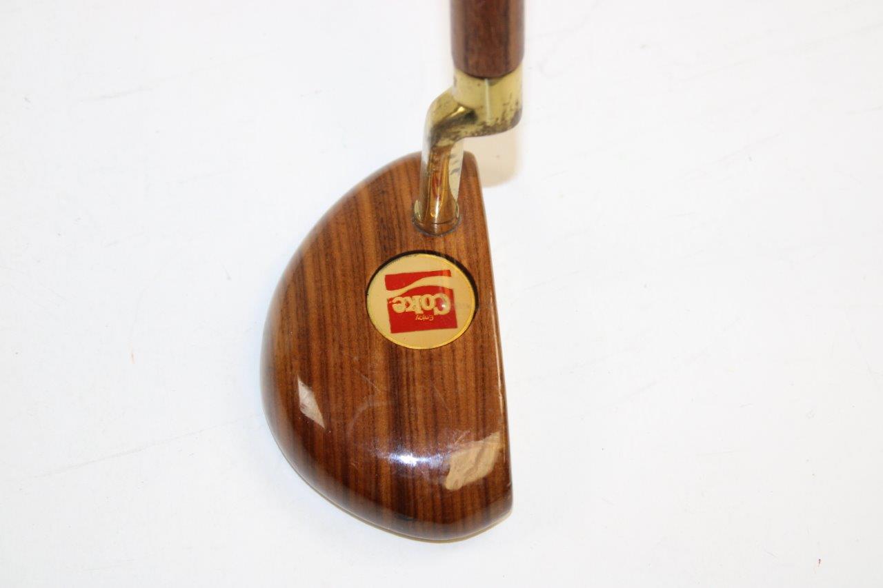 Lot Detail - Woodie Golf Design USA Coke Themed Wood Shafted