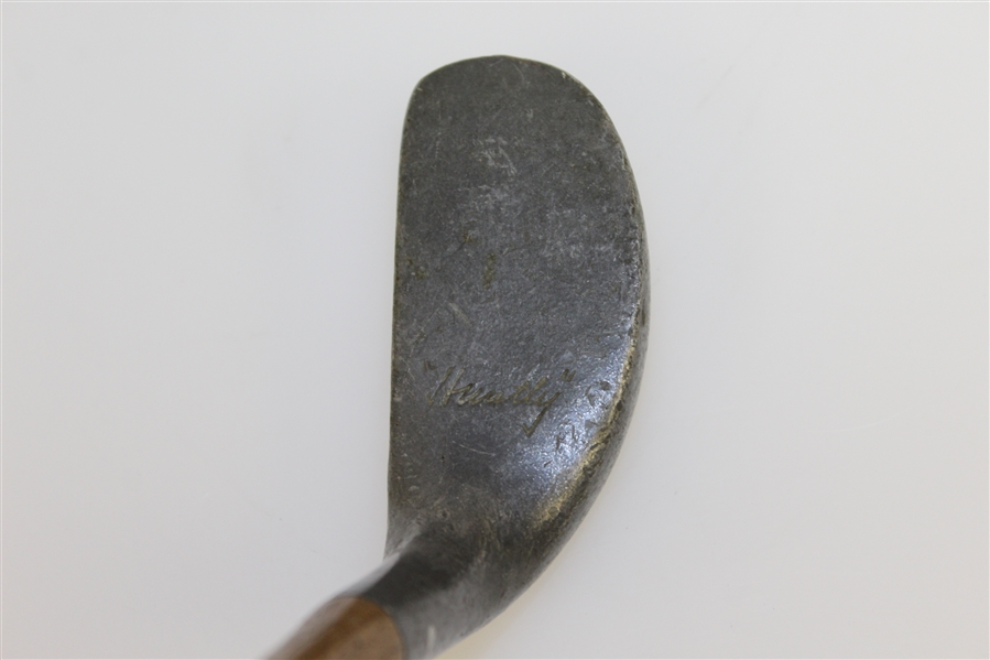 Huntly Putter with Unique Thumb Groove Grip - Pat 165,384 1920 