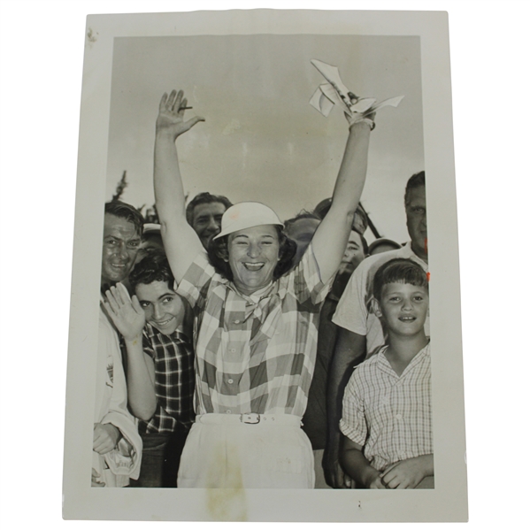 Babe Zaharias I'm Back, Folks 1954 Wire Photo - First Win After Cancer Comeback
