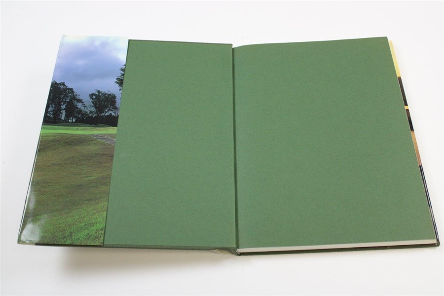 1991 'What Makes A Good Golf Course Good' Book by Shunsuke Kato