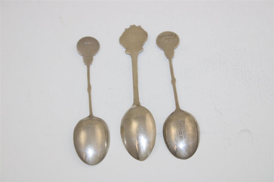 3 Golfers Swinging Spoons