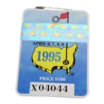 1995 Masters Tournament SERIES Badge #X04044 - Tiger Master Debut & Ben Crenshaw Winner