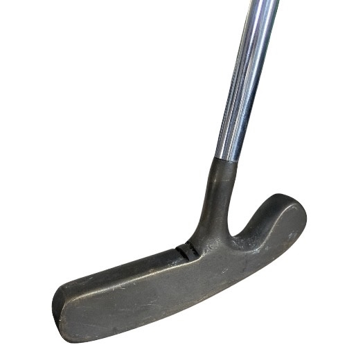 Curtis Stranges Personal Used Acushnet Bulls-Eye Heavy Blade 35R Putter