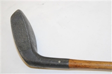 c. 1920 Huntly Putter with Unique Thumb Groove Grip - Pat 165,384
