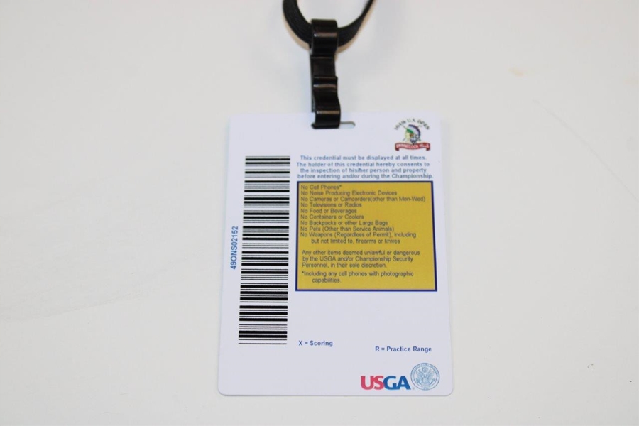 2004 US Open at Shinnecock hills Caddy Badge