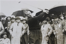 1937 Gene Sarazen Tokyo Golf Club Original 'Swinging In The Rain' Wire Photo