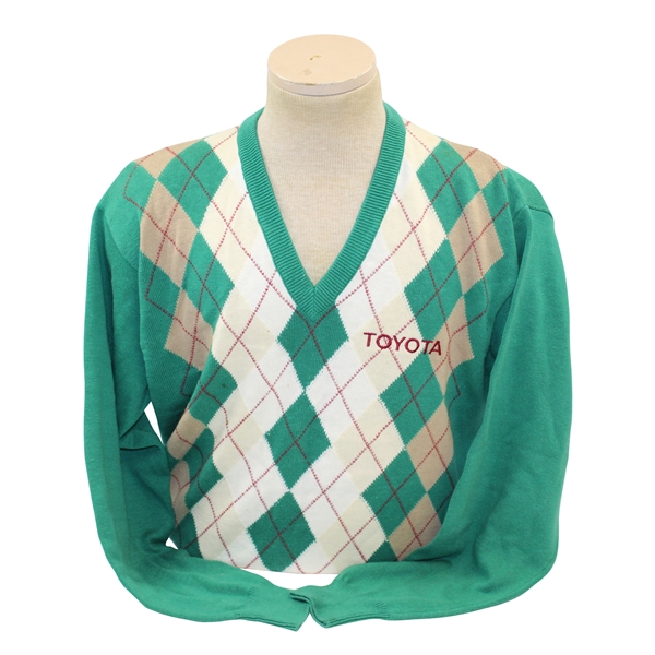 Chi-Chi Rodriguezs Personal V-Neck Long Sleeve Size M Jack Nicklaus Argyle Sweater with Toyota Sponsor