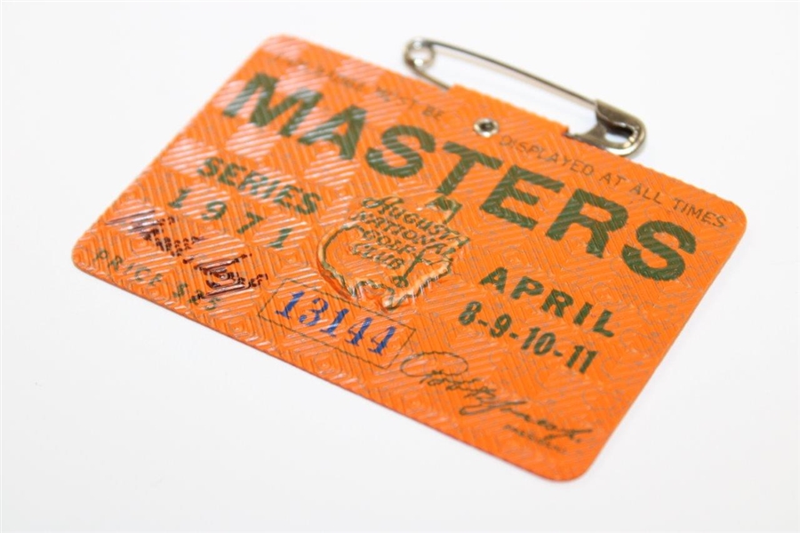 Charles Coody Signed 1971 Masters SERIES Badge #13144 JSA ALOA