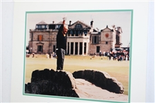 Arnold Palmer Signed Envelope With Photo Of Him At St. Andrews PSA #AM60537