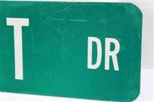 Oakmont Drive Green Reflective Double-Sided Street Sign