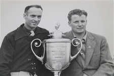 Paul Runyan & Jimmy Thomson w/The Rodman Wanamaker Trophy AP Press Photo 11/22/1936