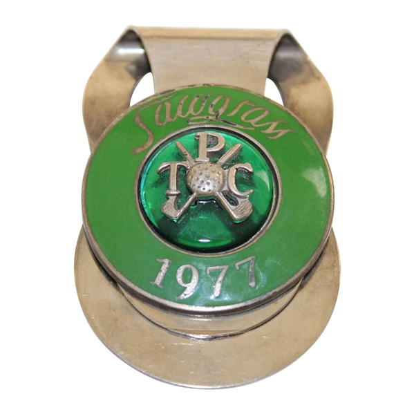 Al Geibergers 1977 TPC Sawgrass Contestant Badge/Clip with Letter