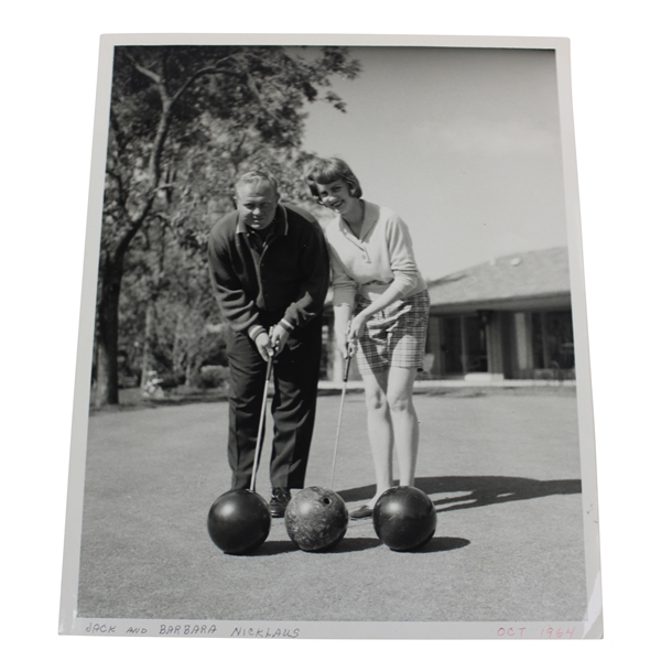 Jack Nicklaus & Barabara Nicklaus Original 1964 Putting Bowling Balls B&W Photo