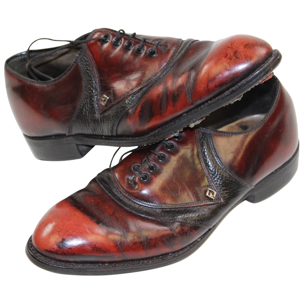 Chi Chi Rodriguezs Personal The Golf Club of Georgia Red/Black Golf Shoes 