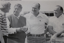 Jack Nicklaus w/Jackie Gleeson, Gerald Ford & Bob Hope 1975 AP Wire Photo