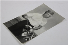 Sam Snead 1958 Press Photo Putting A Club In His Bag