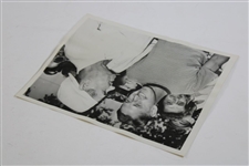 Babe Ruth & Lew Worsham 1947 'A Couple of Champs Visit Plum Hollow' Press Photo