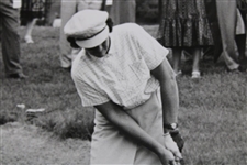 Babe Zaharias Press Photograph 1953 At Tam O'Shanter, Hitting Out Of The Sand. 