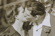Babe Zaharias Kissing Husband After Winning 1940 Women's Western Open At Blue Mound Milwaukee Press Photo