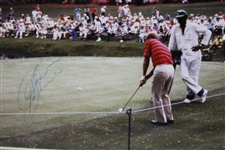 Ben Crenshaw Signed Color Chipping Photo at The Masters - Matted JSA ALOA